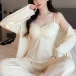 بيجامة حريمي 3 قطع ناعمة