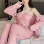 بيجامة حريمي 3 قطع بينك