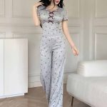 بيجامة حريمي مضلعة بفيونكات صيفي