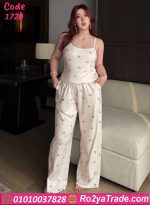 بيجامة حريمي 3 قطع كود 1720 بتصميم أنيق وخامة ناعمة مريحة مع كارديجان وبنطلون واسع لإطلالة منزلية راقية.